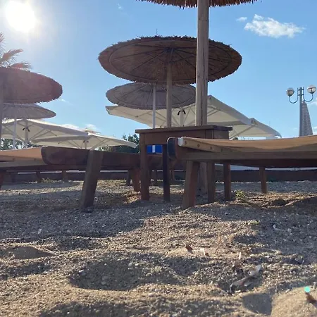 O Destinatie Relaxanta 150m De Plaja *