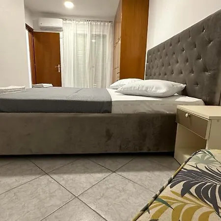 O Destinatie Relaxanta 150m De Plaja
