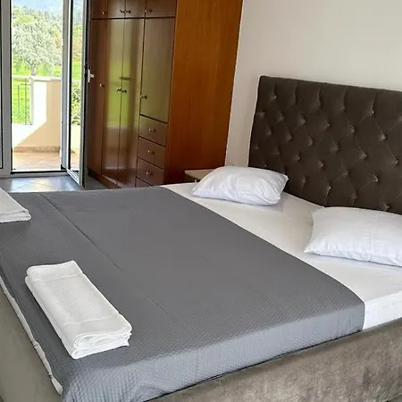 O Destinatie Relaxanta 150m De Plaja ヴィラ
