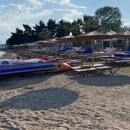 O Destinatie Relaxanta 150m De Plaja